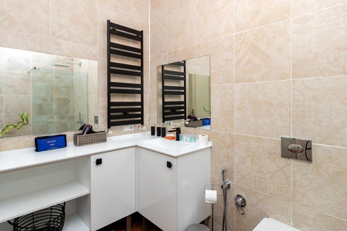 Stylish 2Br Apt In The Heart Of Old Tbilisi Eksteriør billede